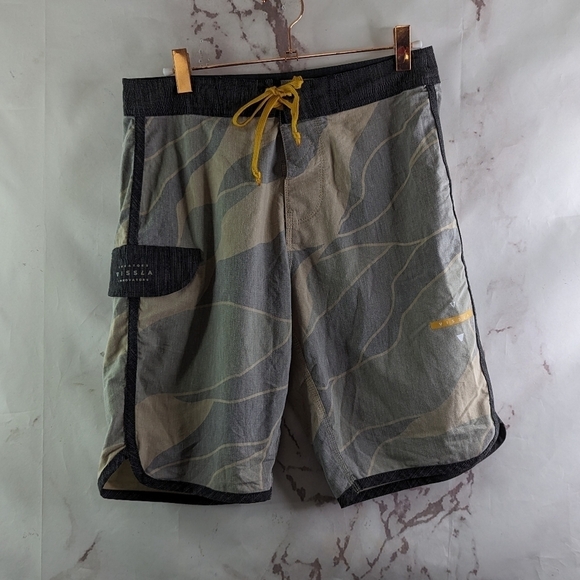 Vissla Swim Trunks Mens 28 Gray Yellow Swim Board Shorts Lace Up Swimming - Picture 1 of 13